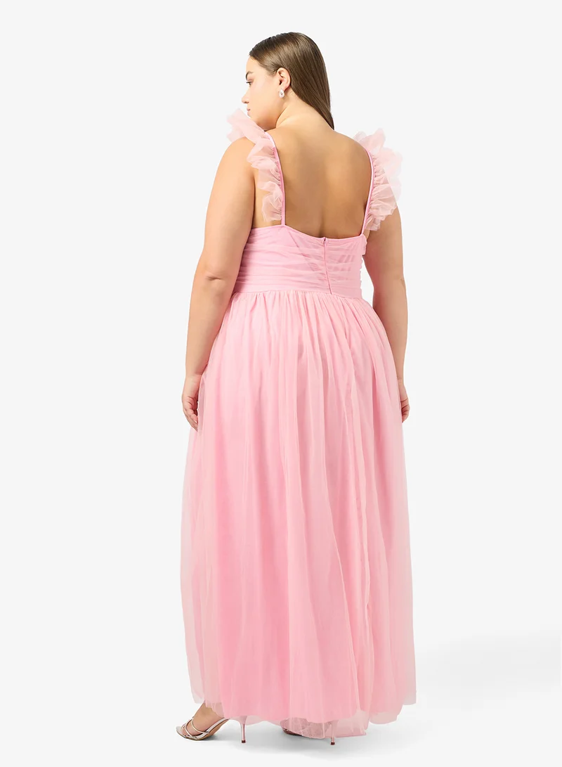 جينجر بلس فستان تول بحمالات بتصميم